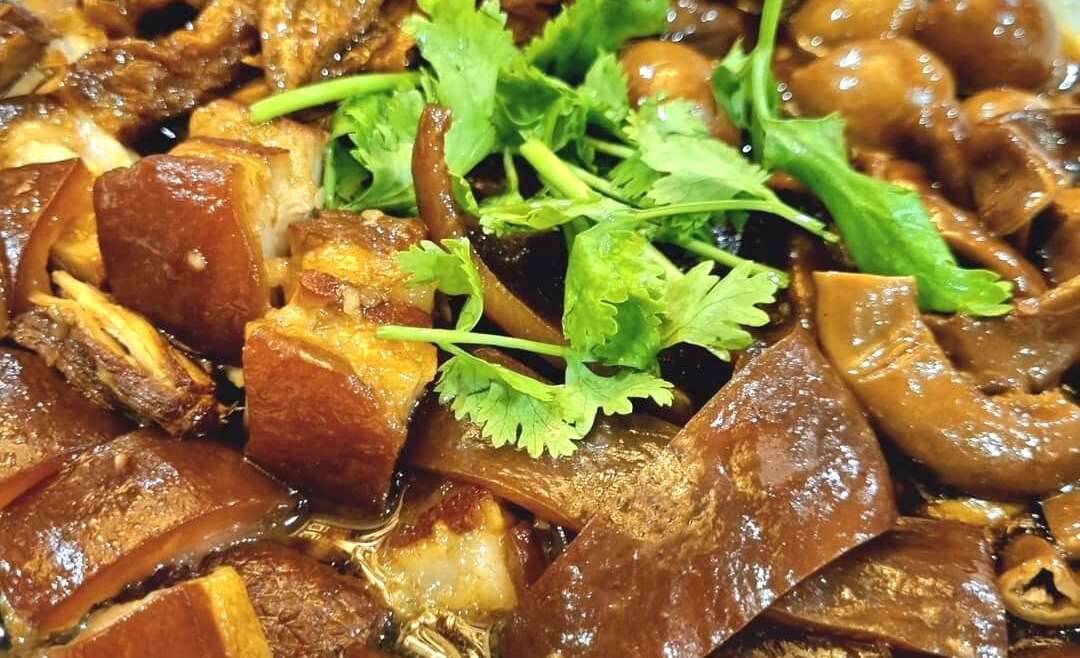 Hokkien Braised Delicacies: A Culinary Journey Through History